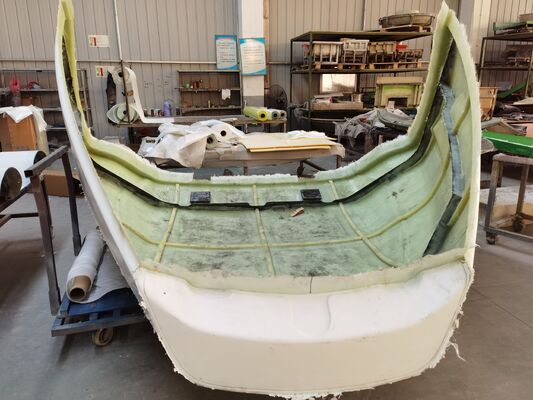 고 내구성 유리섬유 트럭 체조 패널 가벼운 설치가 쉽다 함대 유지 보수 및 교체에 이상적입니다