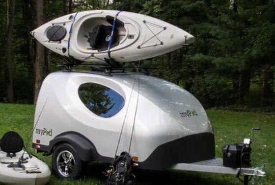 원피스 성형 RV 바디 쉘, 방수 및 부식 방지 맞춤형 FRP 캠퍼 쉘